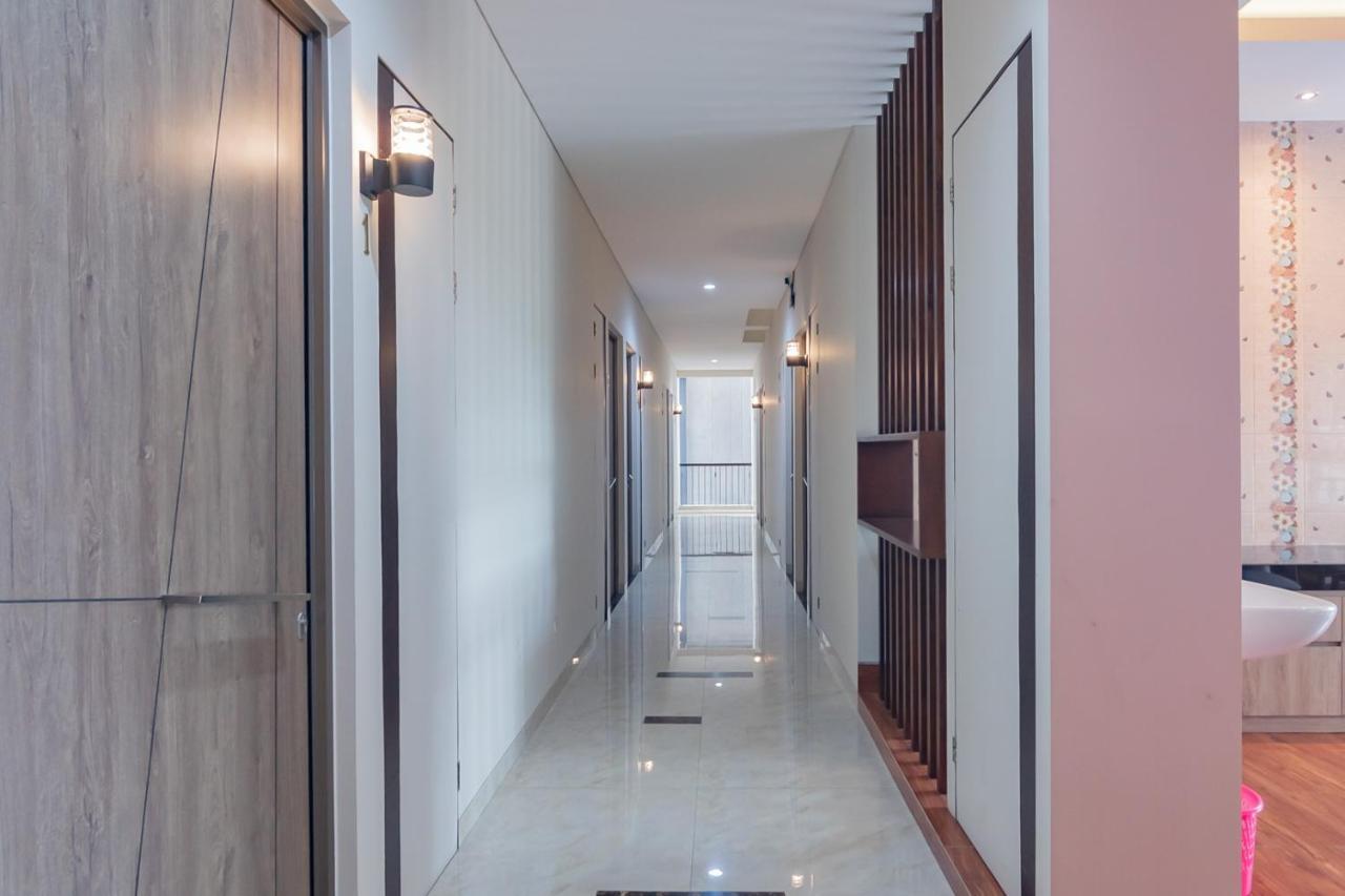 Reddoorz Plus @ Cirebon City Center Exterior photo